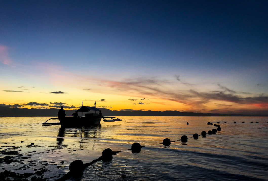 当全球流量红利潮水退去：从“看见”到“被记住”的商业重构